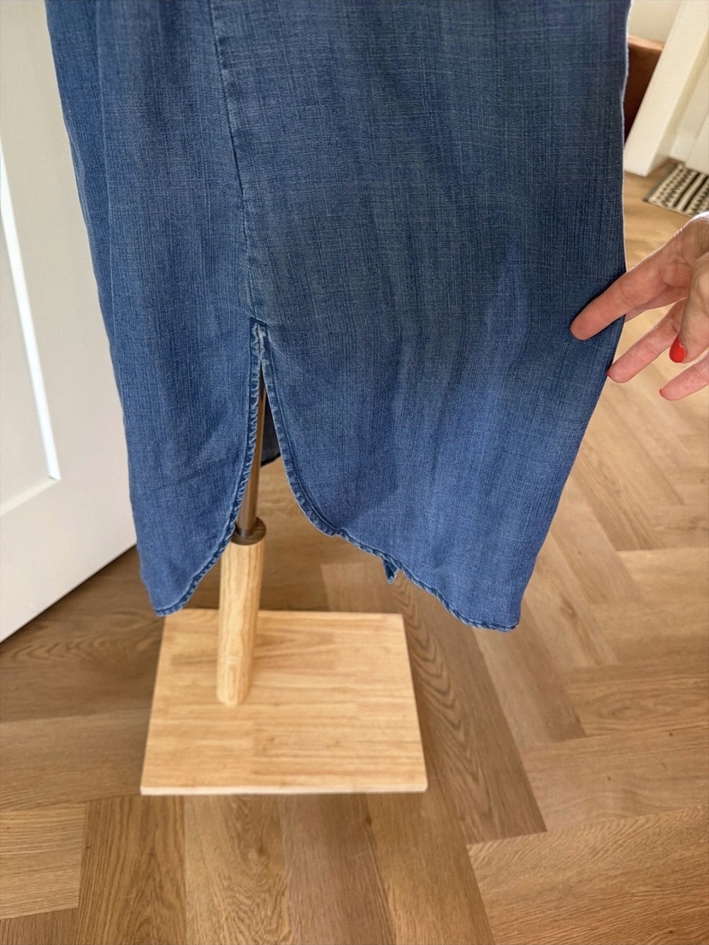 Evereve Indigo Denim Midi Shirt Dress with Tie Waist - Picture 2 of 5